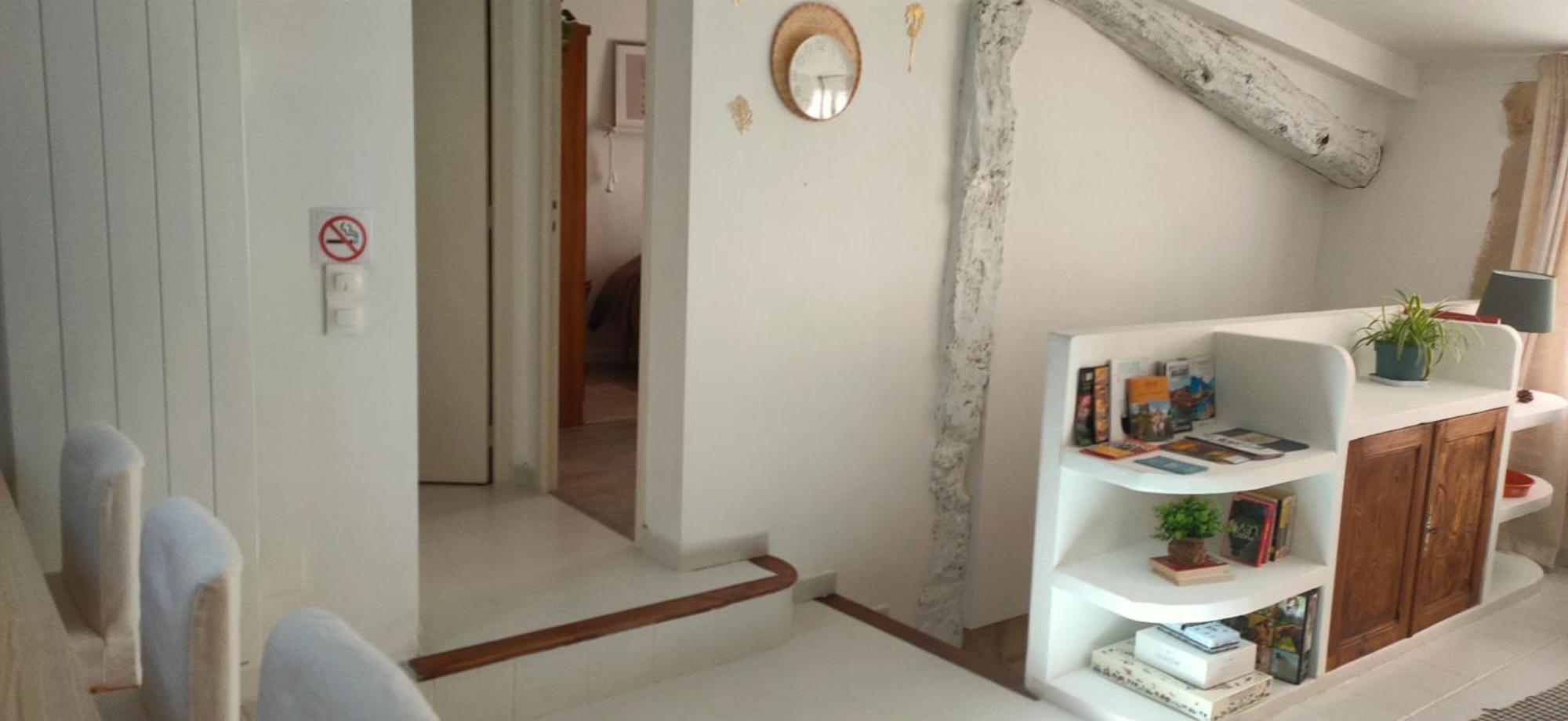"Les Chacobins" - Appart'Etape Avec Garage Velos La Réole Zimmer foto